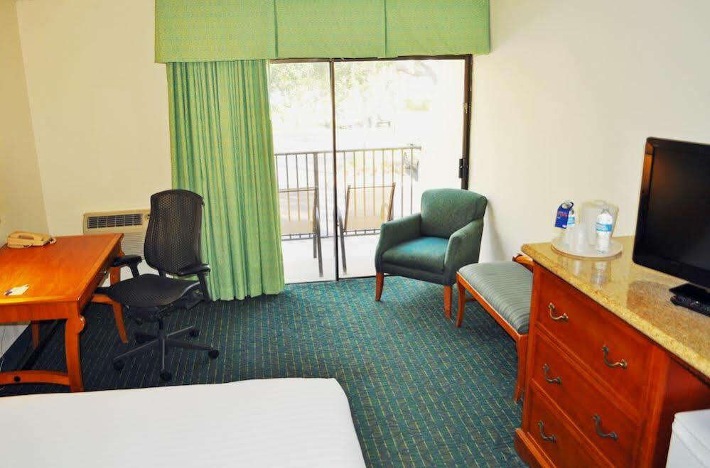 Holiday Inn Express Boca Raton - West By Ihg Luaran gambar